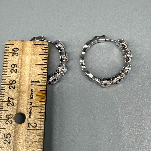 New Karis STS Swarovski Crystals Hoop Earrings Party Cocktail Evening Elegant - Picture 6 of 9